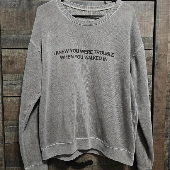 RED (Taylor's Version) Urban Outfitters Crewneck - Picture 2 of 16